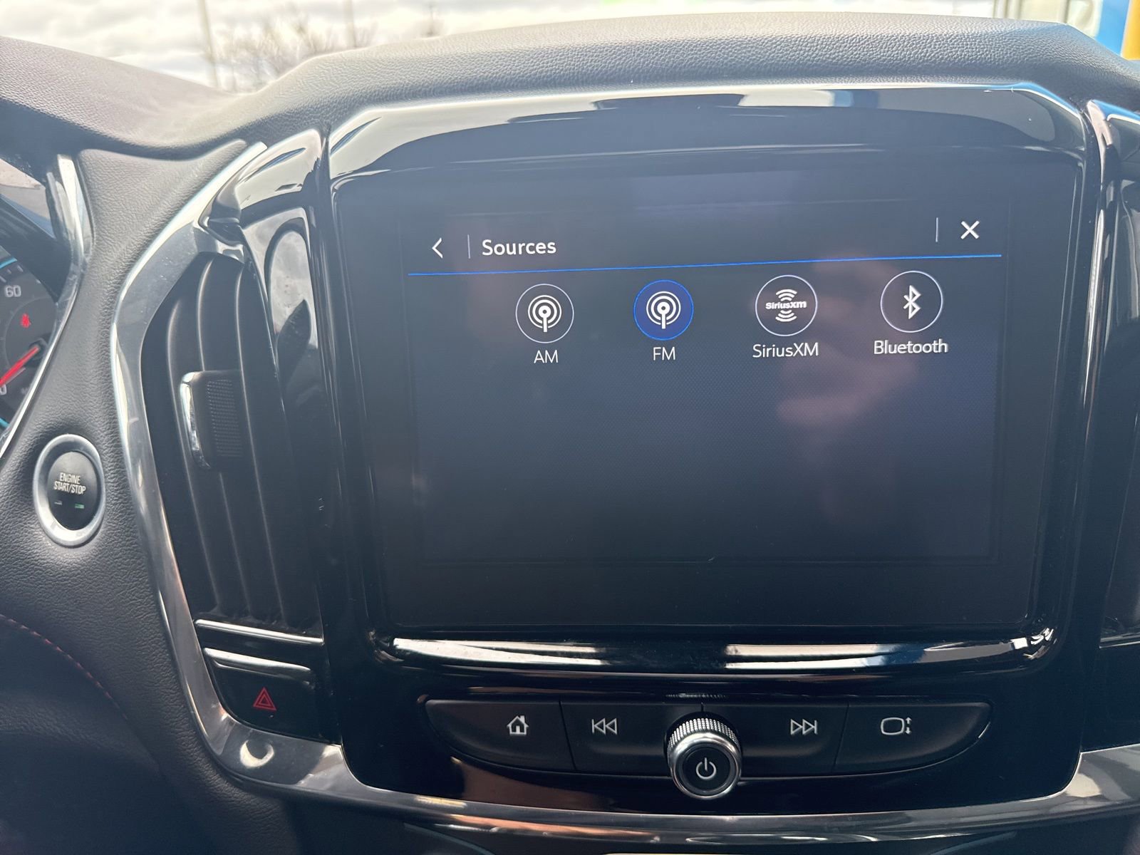 Used 2023 Chevrolet Traverse RS image 26