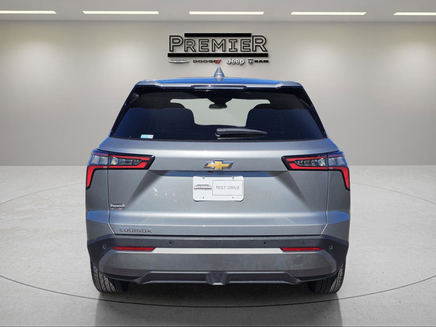 Used 2025 Chevrolet Equinox LT image 10