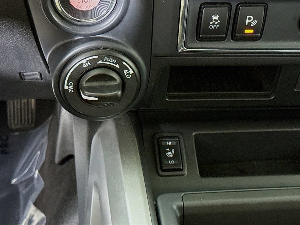 Certified 2024 Nissan Titan SV w/ SV Convenience Package AWD/4WD image 10