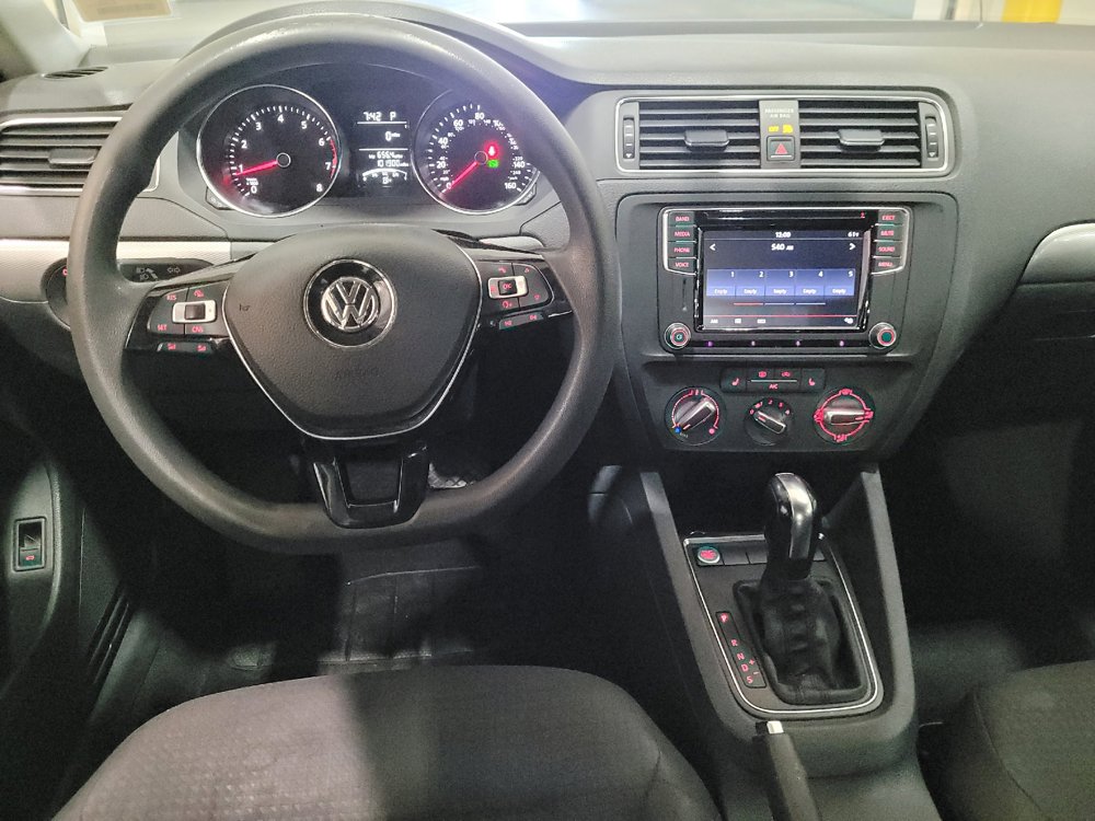 Used 2016 Volkswagen Jetta SE FWD image 22