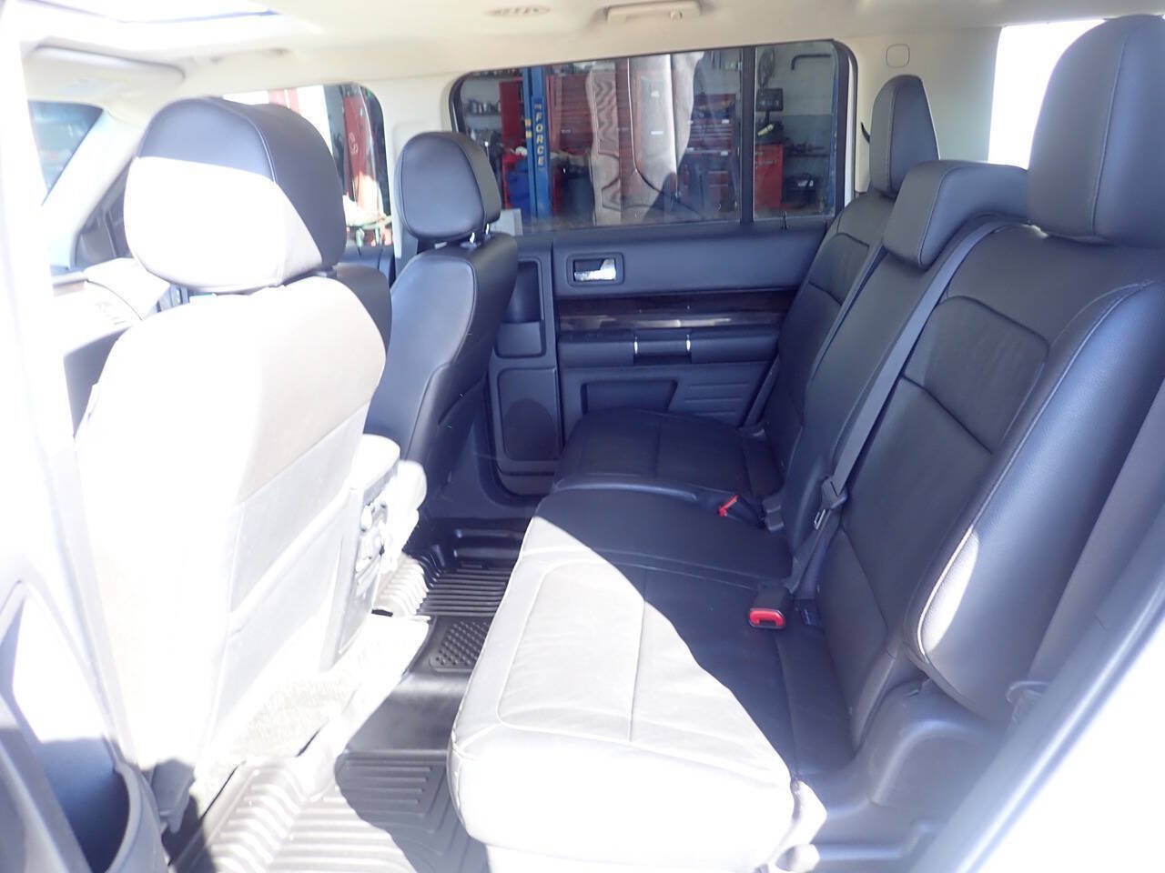Used 2015 Ford Flex SEL w/ Equipment Group 202A AWD/4WD image 15