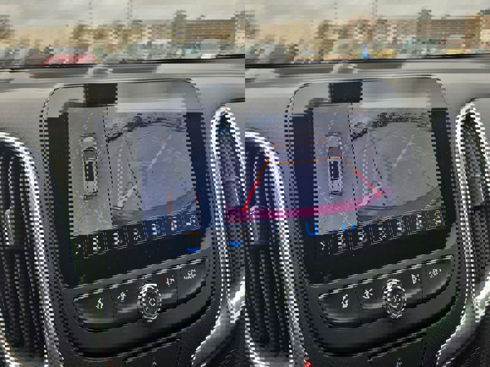 Used 2020 Chevrolet Equinox Premier image 29