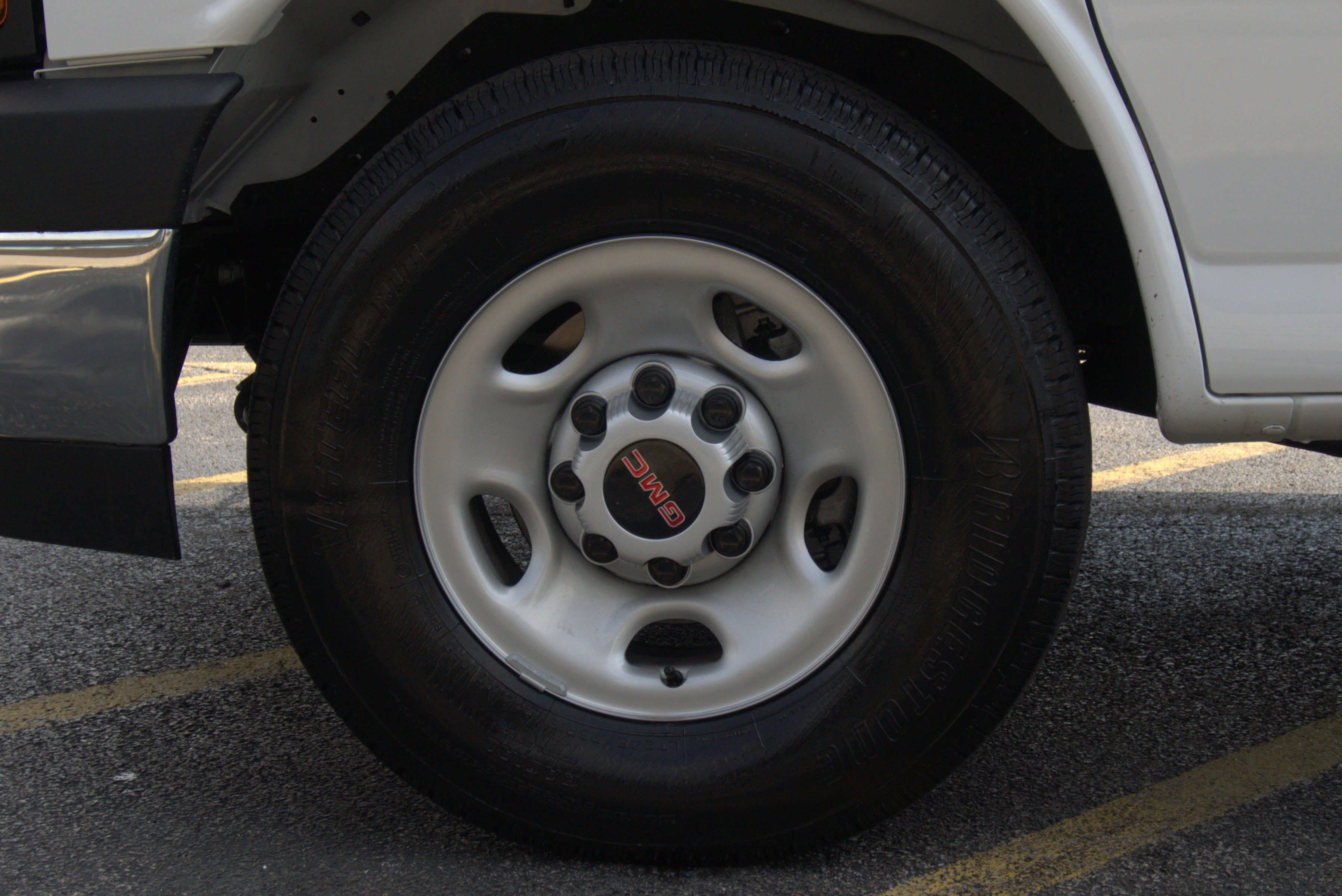 New 2025 GMC Savana 3500 w/ Power Convenience Package image 10