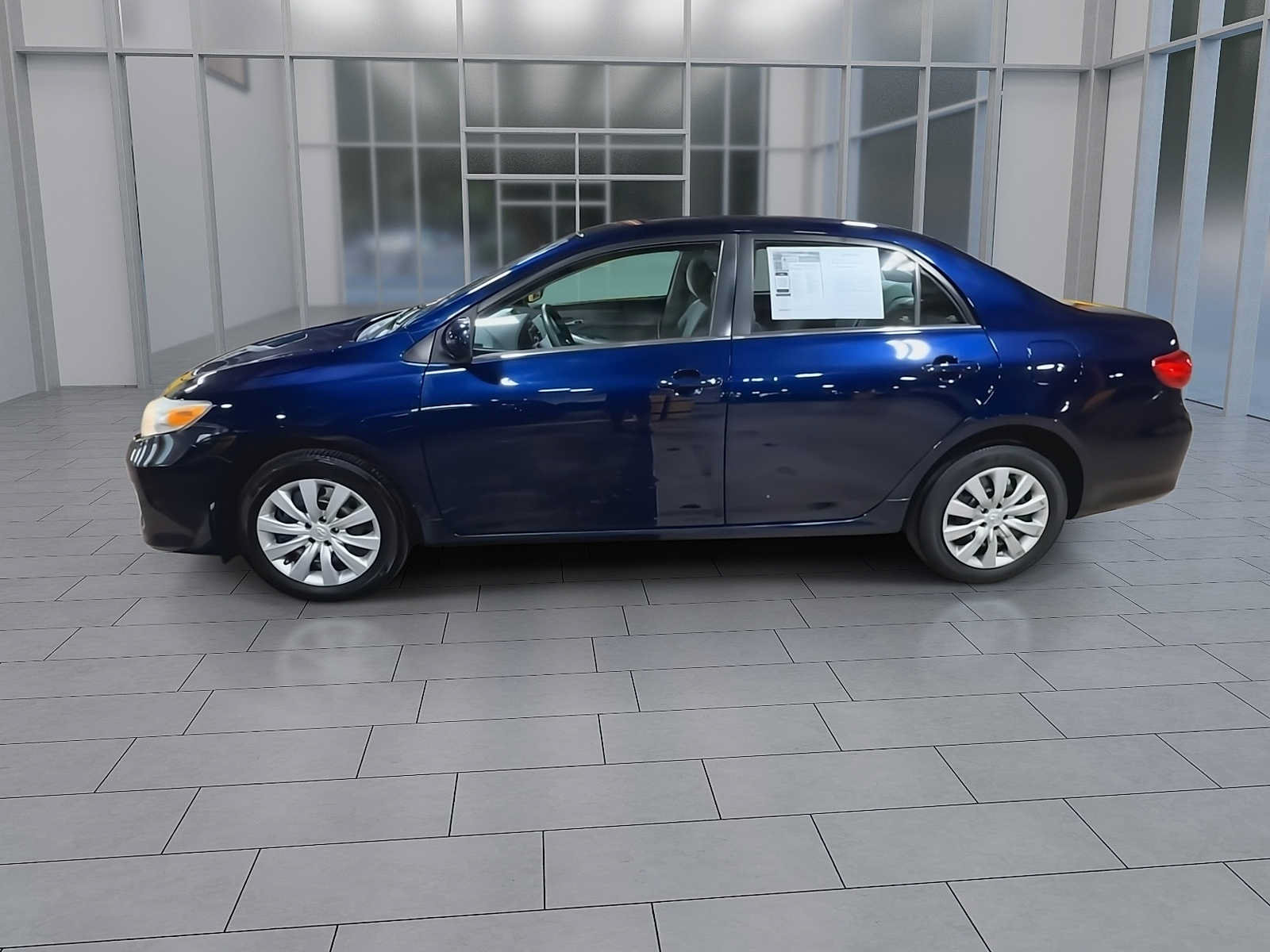 Used 2013 Toyota Corolla LE FWD image 5