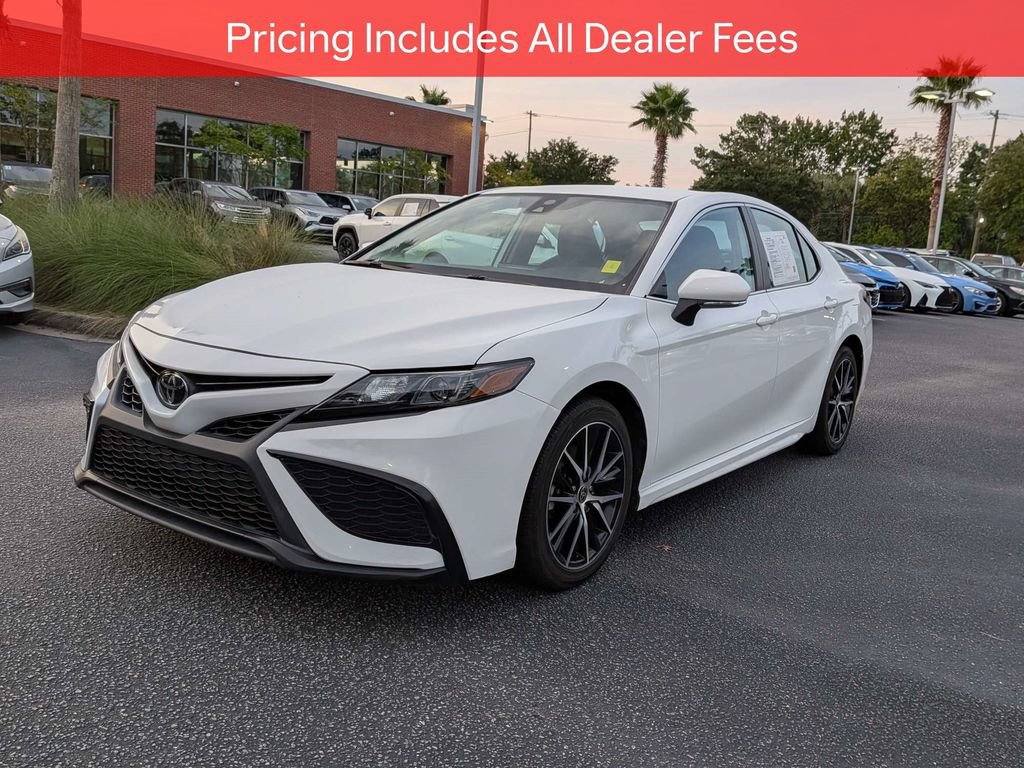 Certified 2023 Toyota Camry SE FWD image 9