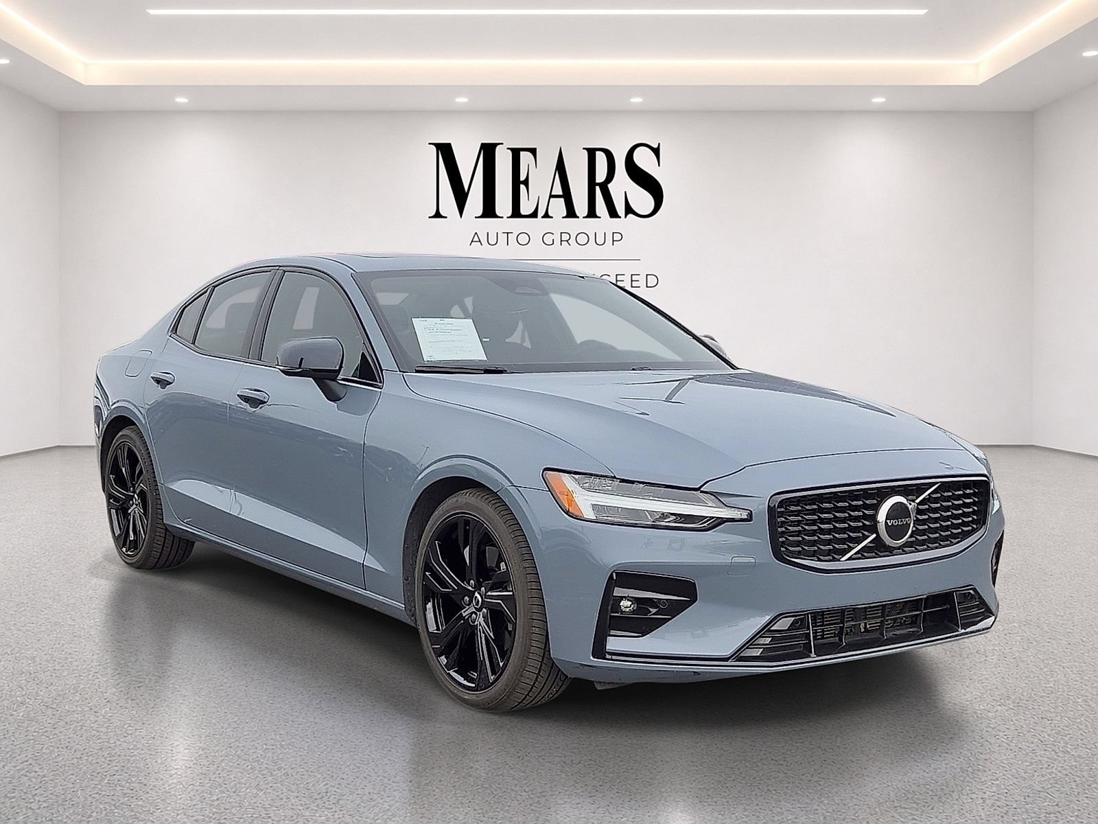 Used 2024 Volvo S60 B5 Core AWD/4WD image 8