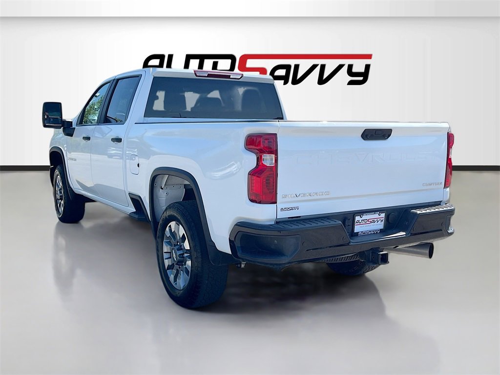 Used 2024 Chevrolet Silverado 2500 Custom w/ Custom Value Package image 5