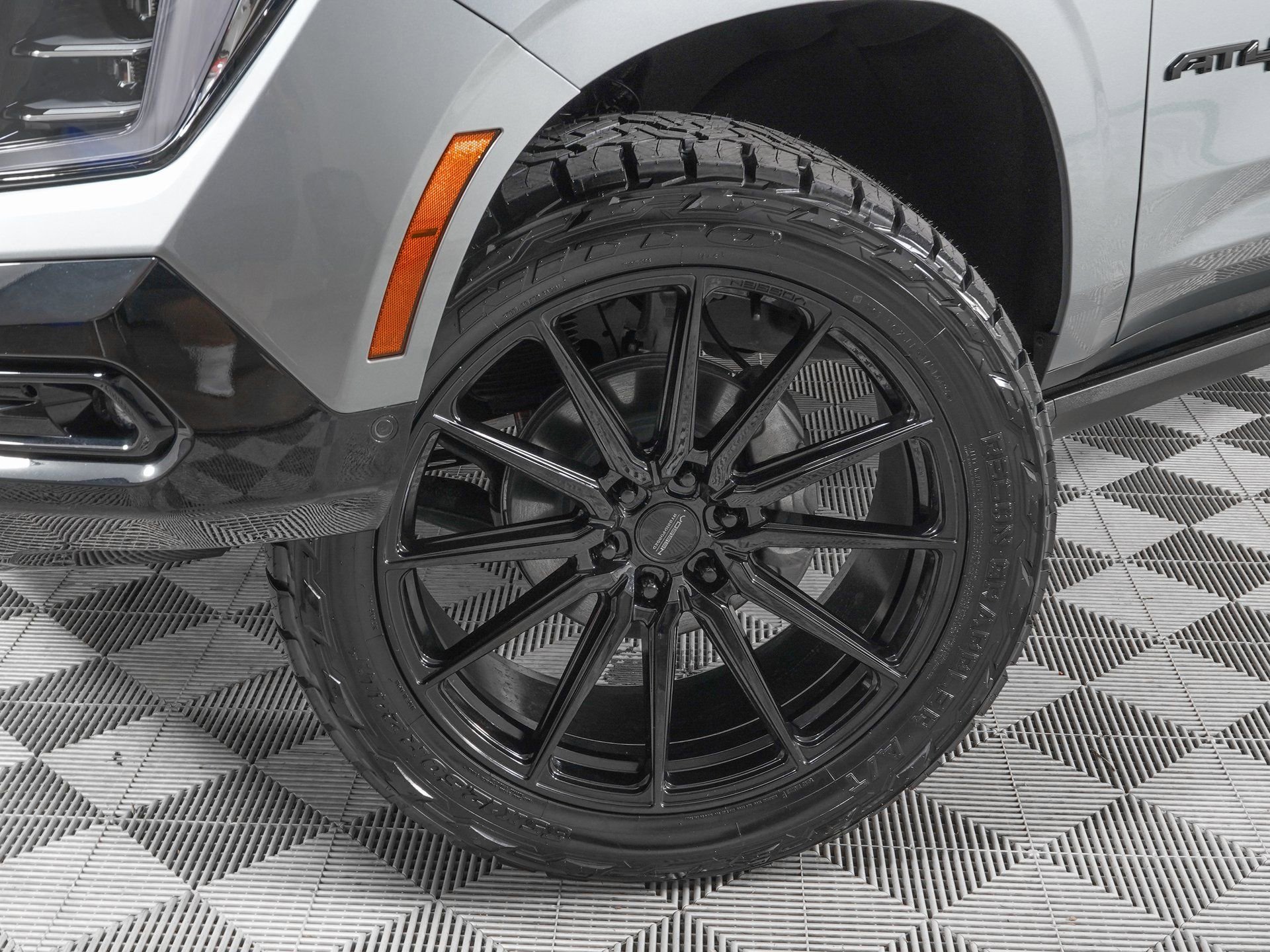 Used 2026 GMC Yukon XL AT4 Ultimate image 36