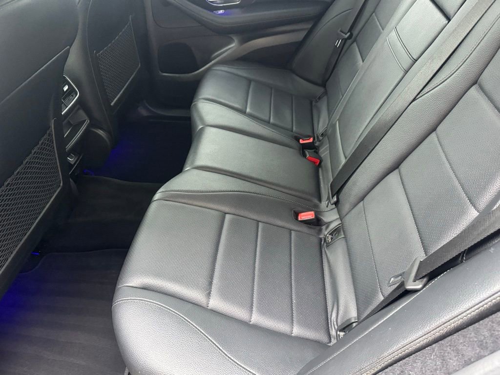 Used 2022 Mercedes-Benz GLE 350 4MATIC w/ Premium Package image 37