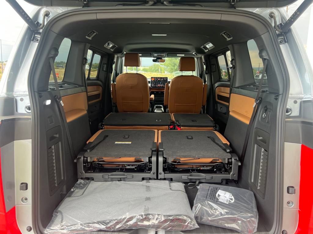 New 2025 Volkswagen ID. Buzz Pro S image 24