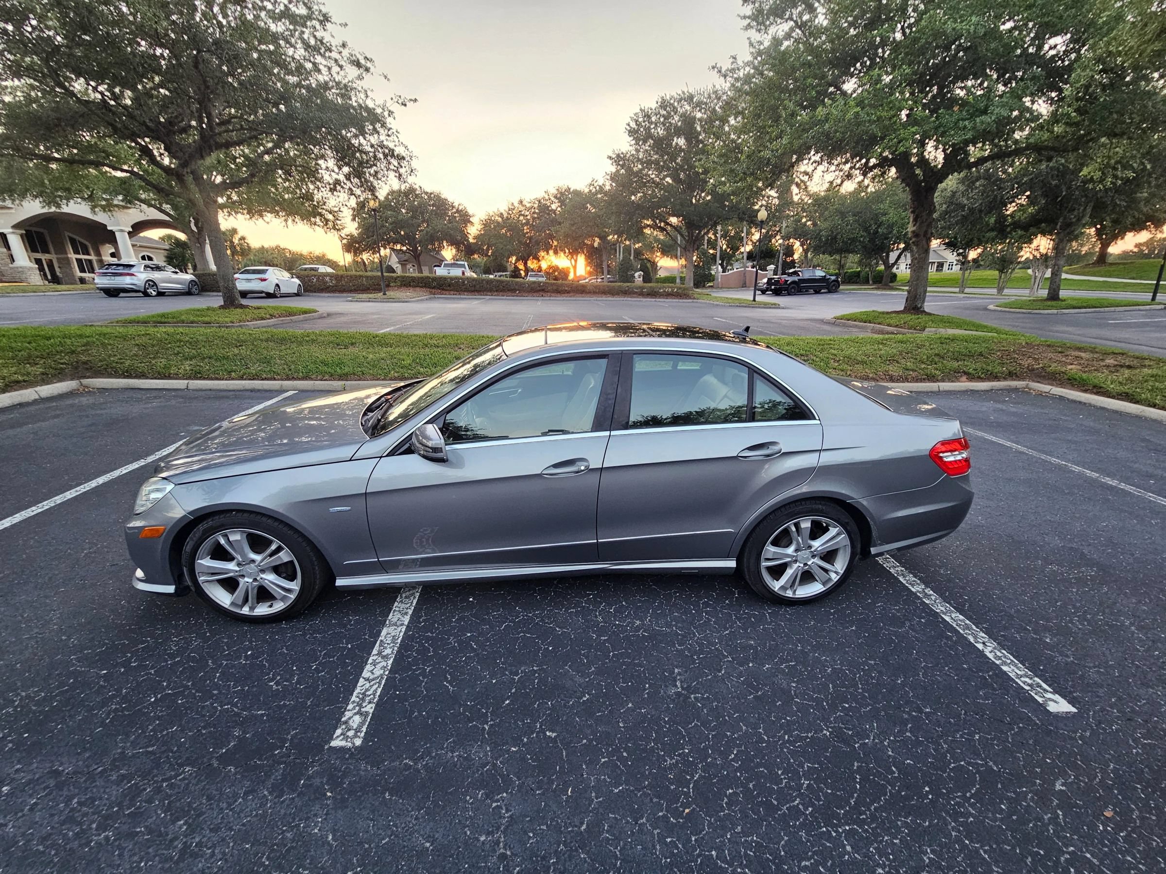Used 2012 Mercedes-Benz E 350 Sedan image 10