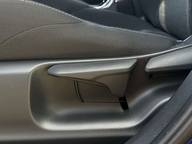 Used 2025 Toyota Corolla SE FWD image 28