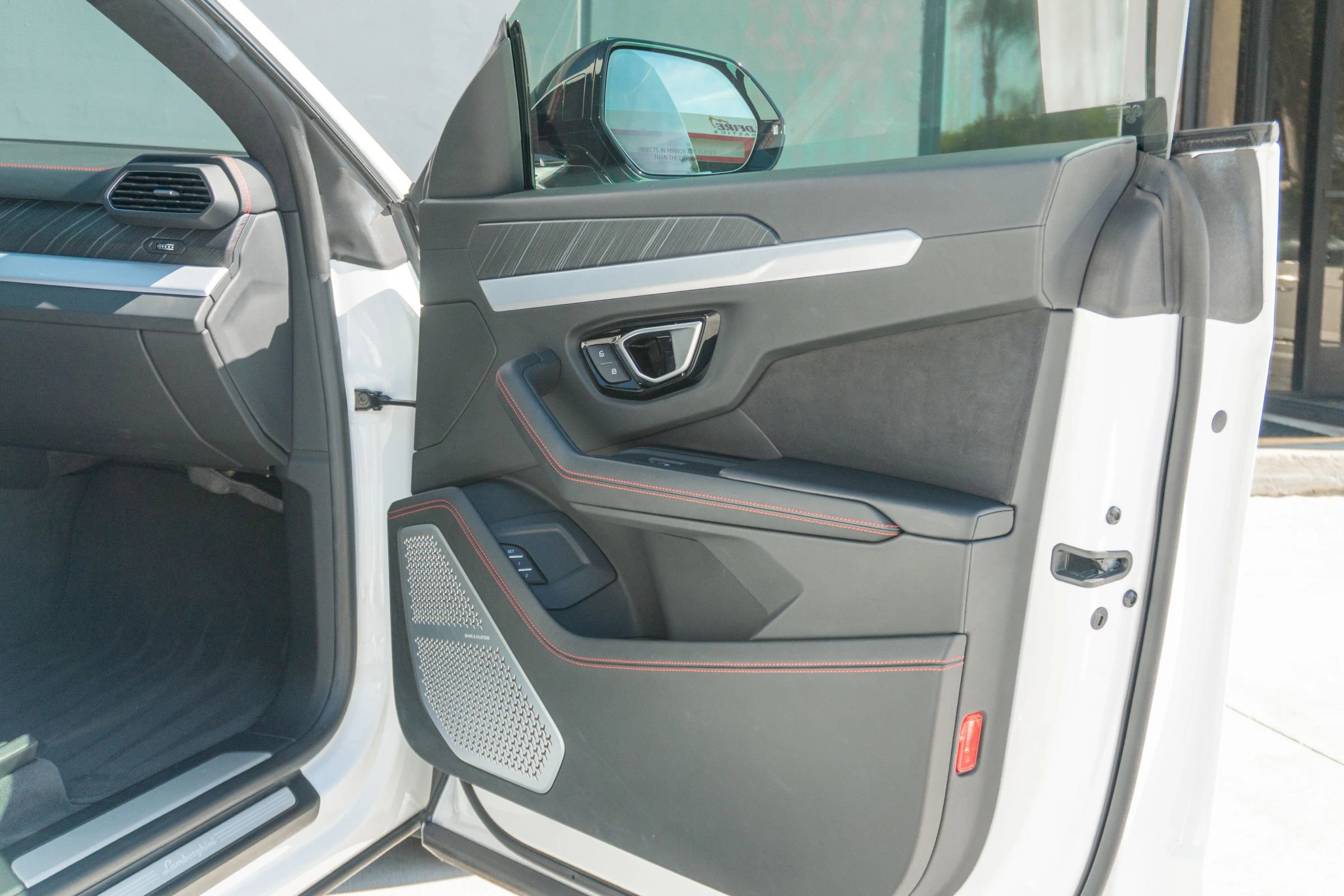 Used 2021 Lamborghini Urus image 60