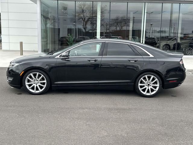 Used 2013 Lincoln MKZ image 8