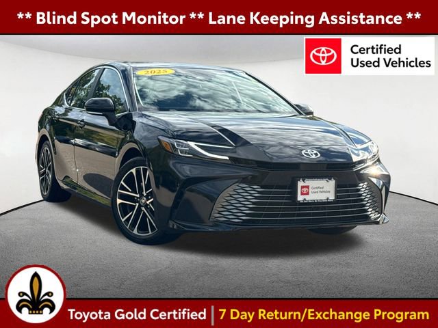Used 2025 Toyota Camry XLE