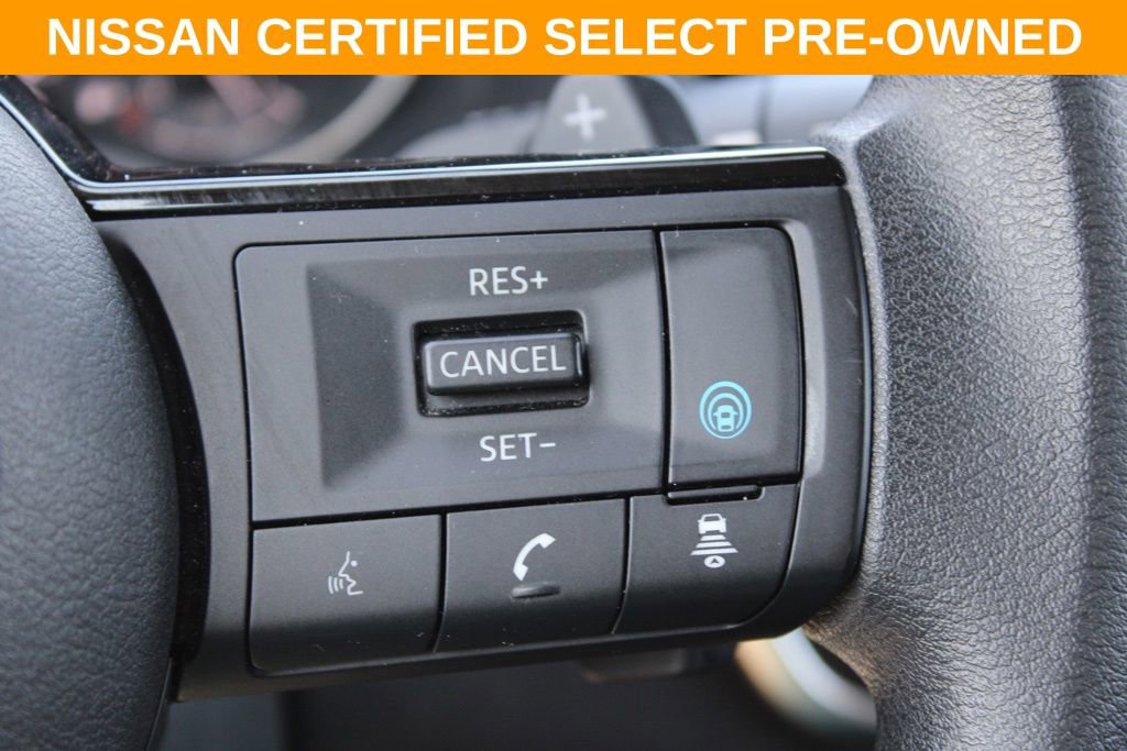 Certified 2023 Nissan Rogue SV image 30