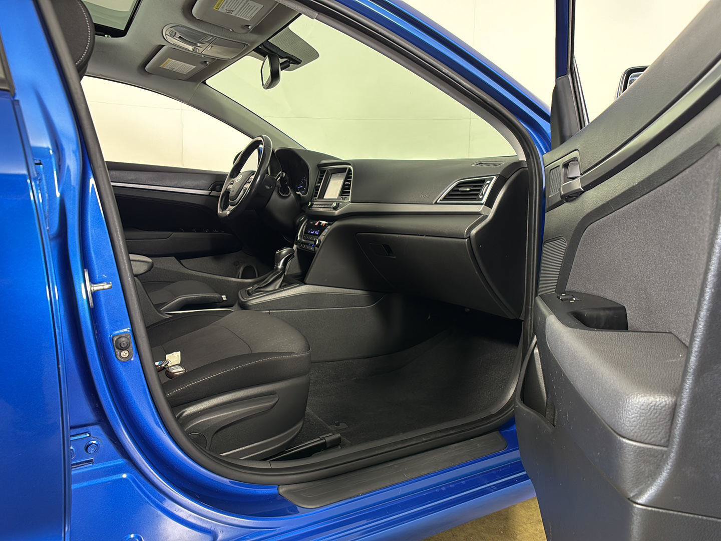 Used 2017 Hyundai Elantra Value Edition FWD image 14