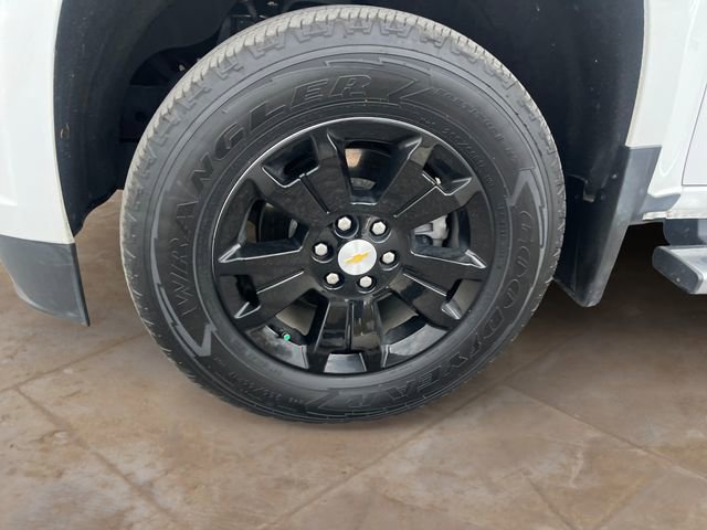 Used 2022 Chevrolet Colorado LT w/ LT Convenience Package image 14