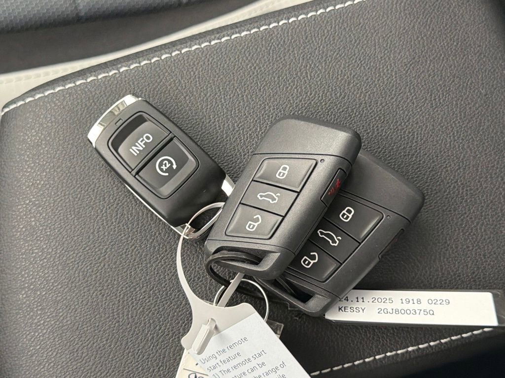 New 2026 Volkswagen Taos S image 26