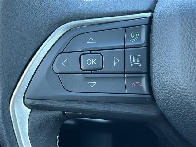 New 2025 Jeep Grand Cherokee L Laredo w/ Luxury Tech Group I image 21