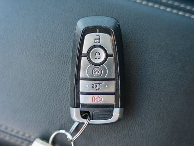 Used 2022 Ford Escape Titanium image 38