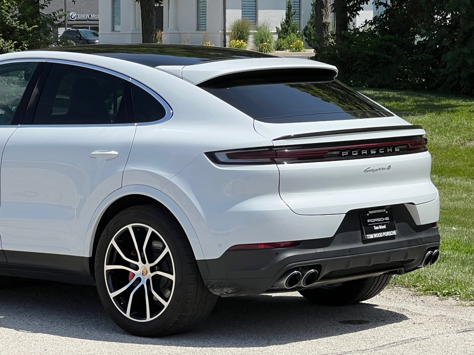 Certified 2024 Porsche Cayenne S AWD/4WD image 9
