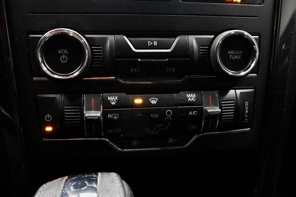 Used 2018 Ford Explorer XLT w/ Equipment Group 201A image 32