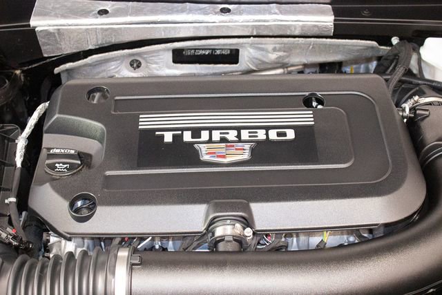 Used 2023 Cadillac XT4 Premium Luxury w/ Enhanced Visibility Package image 4