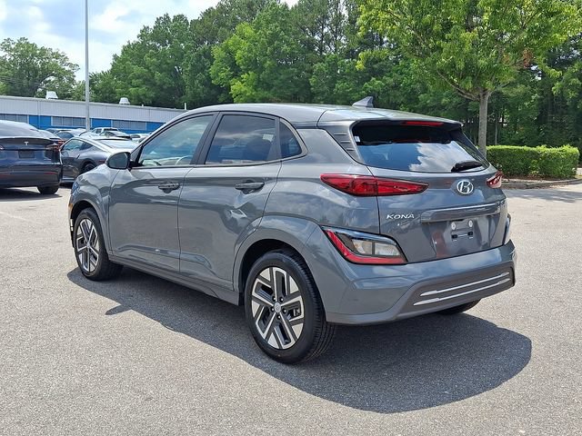 Used 2023 Hyundai Kona SE FWD image 4