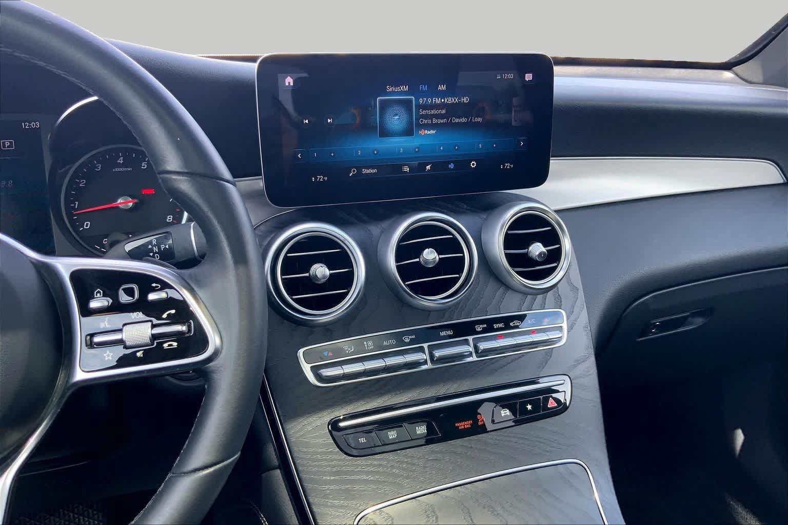 Used 2021 Mercedes-Benz GLC 300 4MATIC image 7