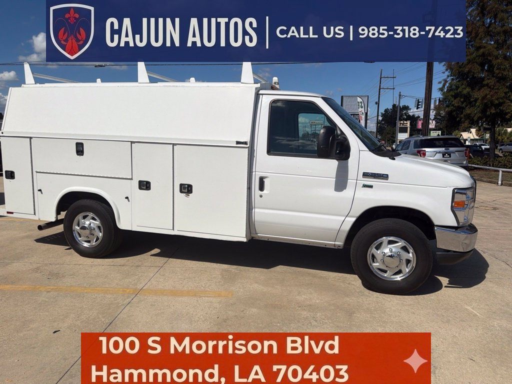 Used 2018 Ford E-350 and Econoline 350 Super Duty RWD image 9