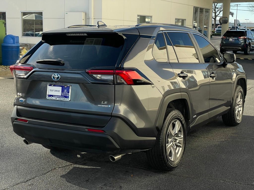 Used 2024 Toyota RAV4 LE image 6
