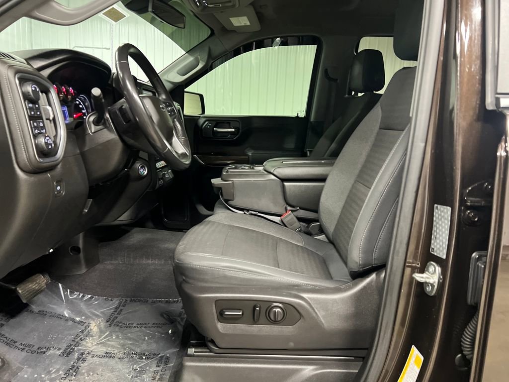 Used 2019 Chevrolet Silverado 1500 RST image 13