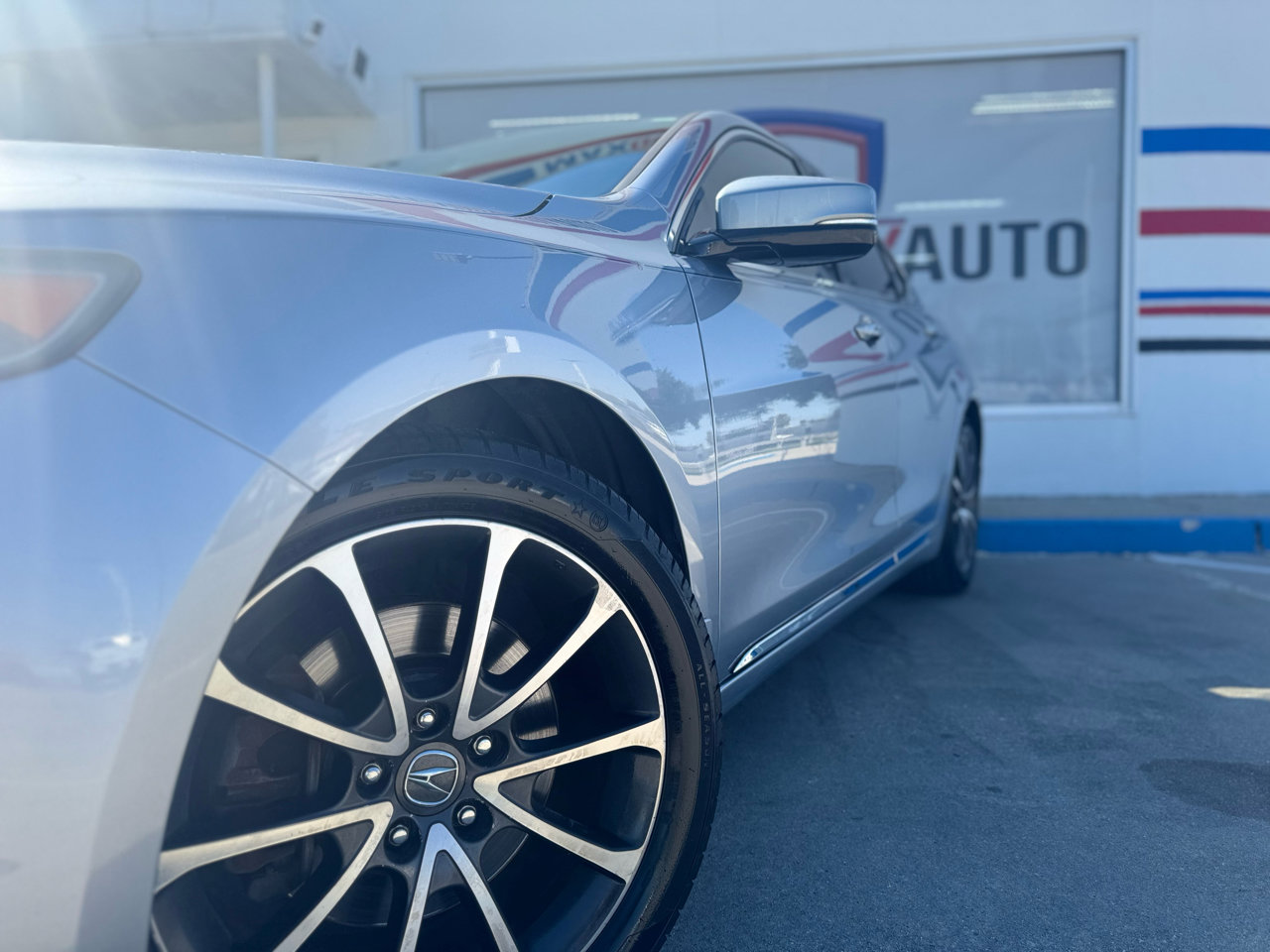 Used 2015 Acura TLX V6 w/ Advance Package image 4