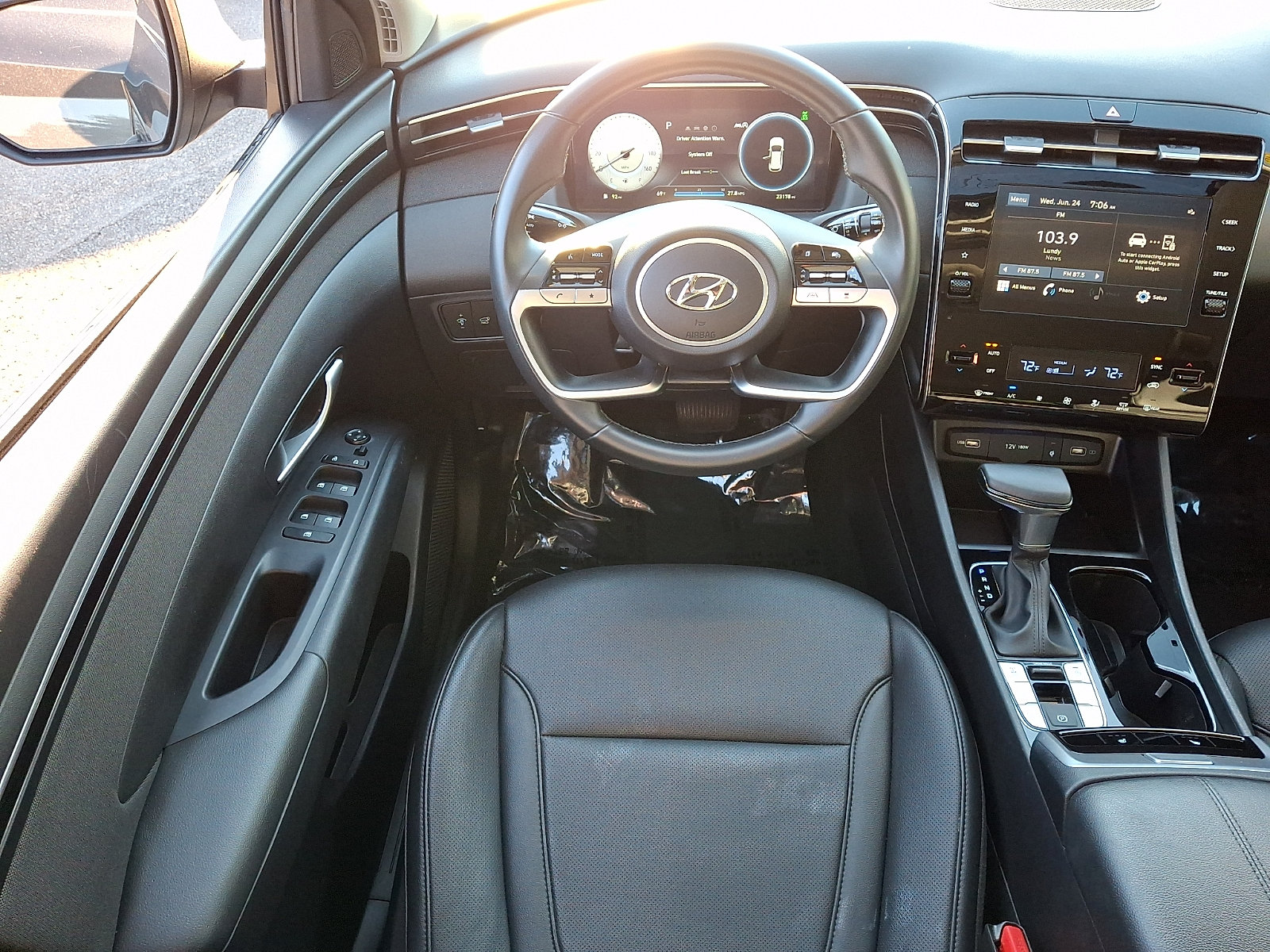 Certified 2023 Hyundai Tucson SEL w/ Convenience Package AWD/4WD image 11