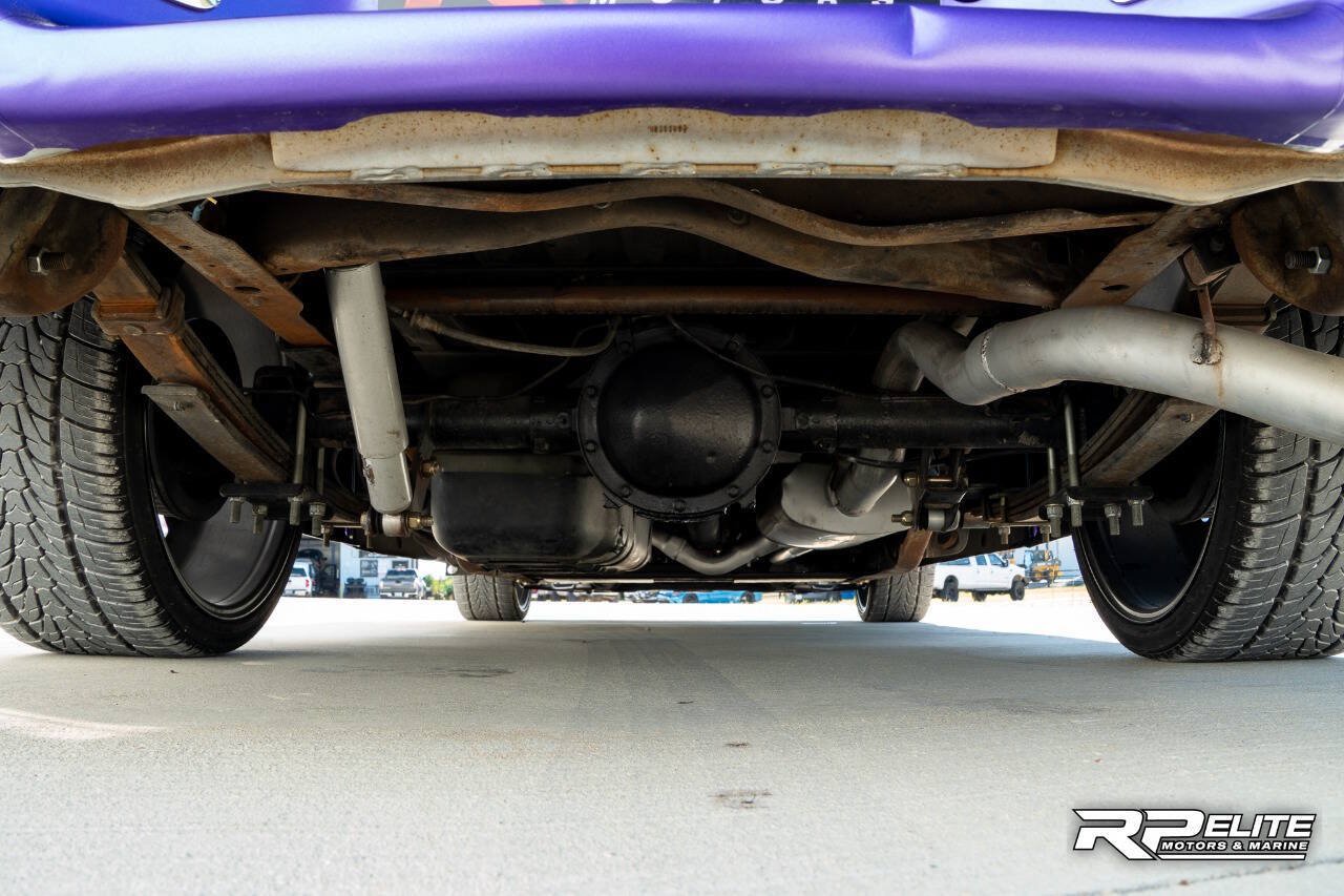 Used 1994 Chevrolet Silverado 1500 2WD Regular Cab image 38