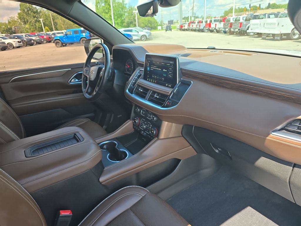 Used 2021 Chevrolet Tahoe High Country w/ Premium Package AWD/4WD image 26