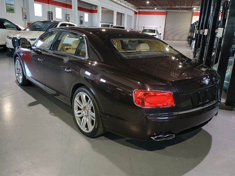Used 2016 Bentley Flying Spur V8 AWD/4WD image 4