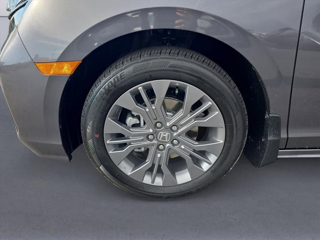 New 2026 Honda Odyssey Touring image 10
