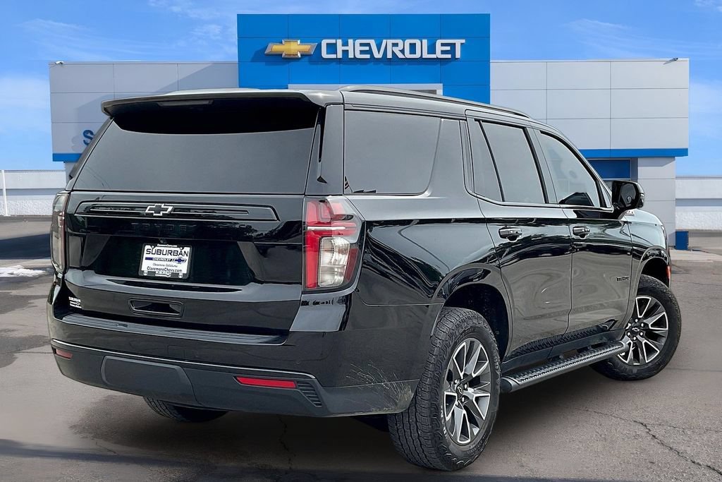 Used 2024 Chevrolet Tahoe Z71 w/ Luxury Package AWD/4WD image 4