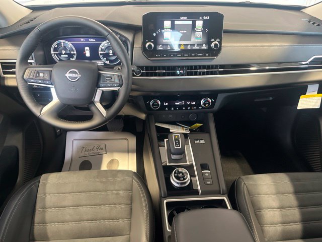 New 2026 Nissan Rogue SL AWD/4WD image 12