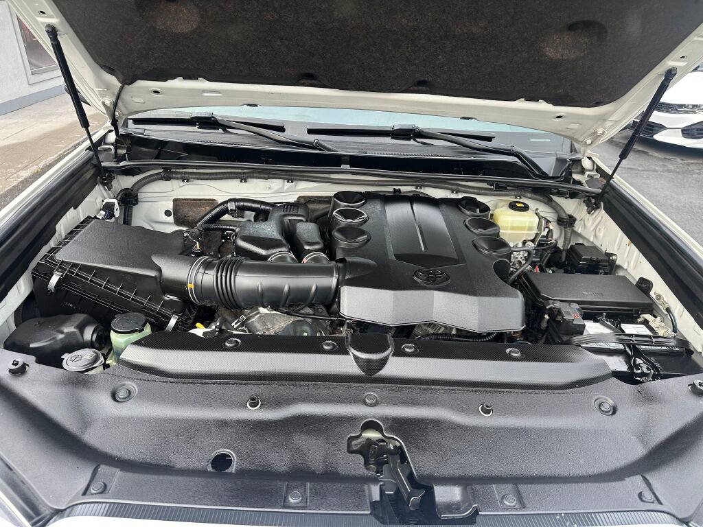 Used 2020 Toyota 4Runner Nightshade image 39