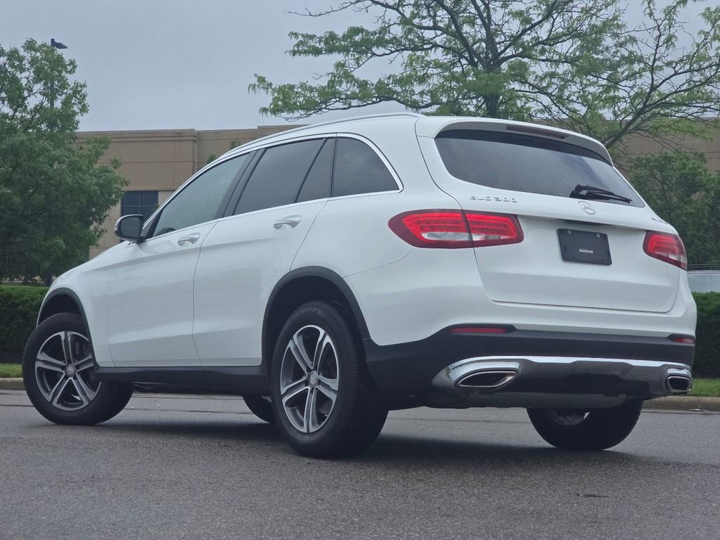 Used 2016 Mercedes-Benz GLC 300 4MATIC image 14