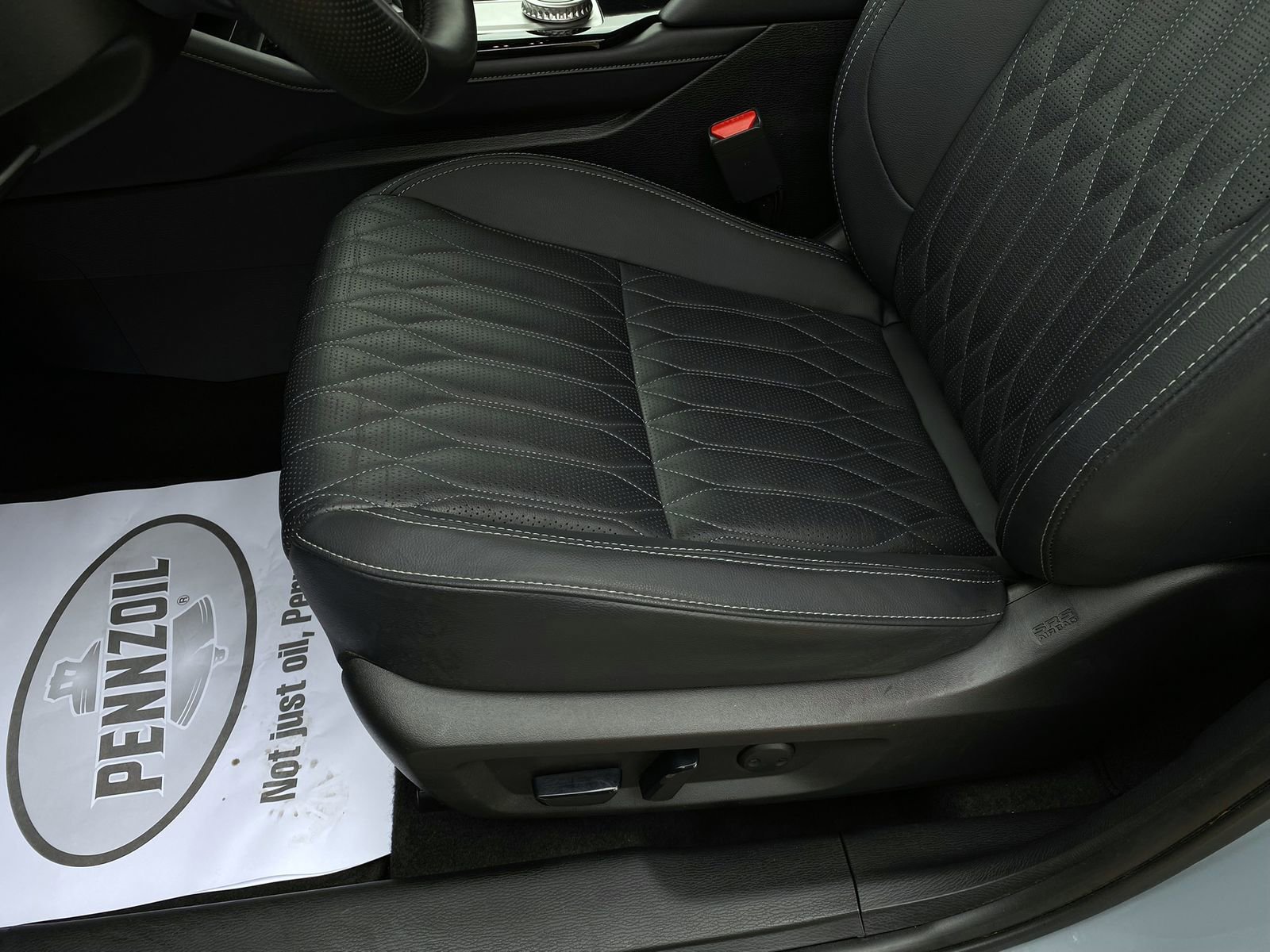 Used 2025 Mitsubishi Outlander SEL image 11