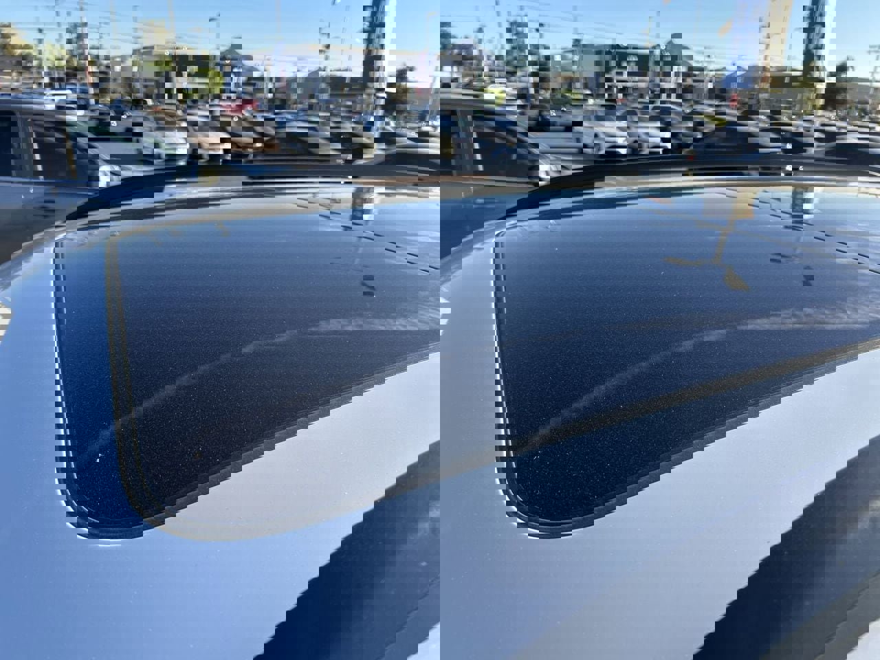 Certified 2023 Volkswagen Atlas SE w/ Panoramic Sunroof Package image 19