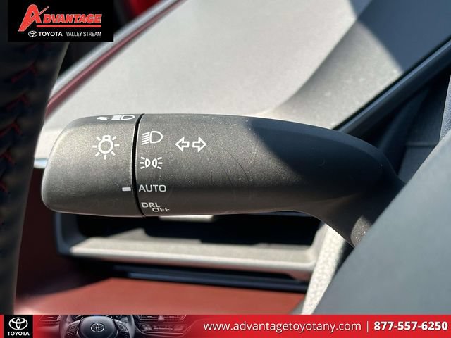 Used 2025 Toyota Prius Plug-In Hybrid w/ Limited Premium Package FWD image 30