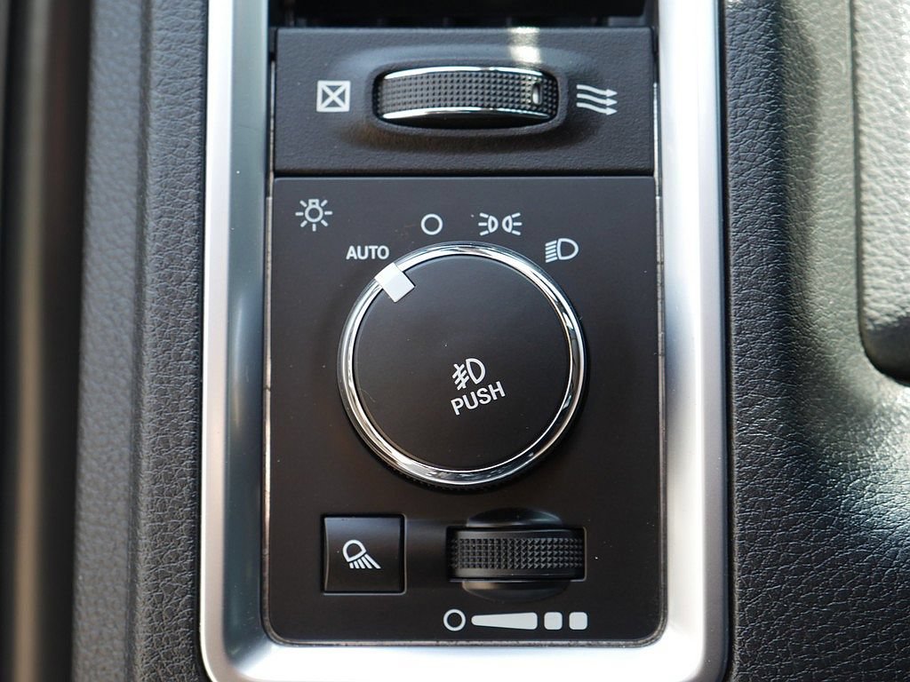 Used 2016 RAM 1500 Big Horn AWD/4WD image 25