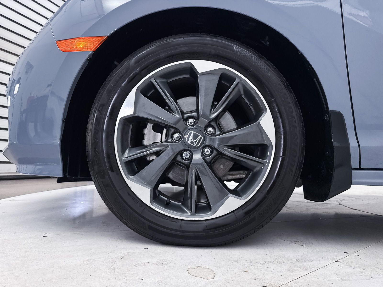 Used 2023 Honda Odyssey Elite image 14