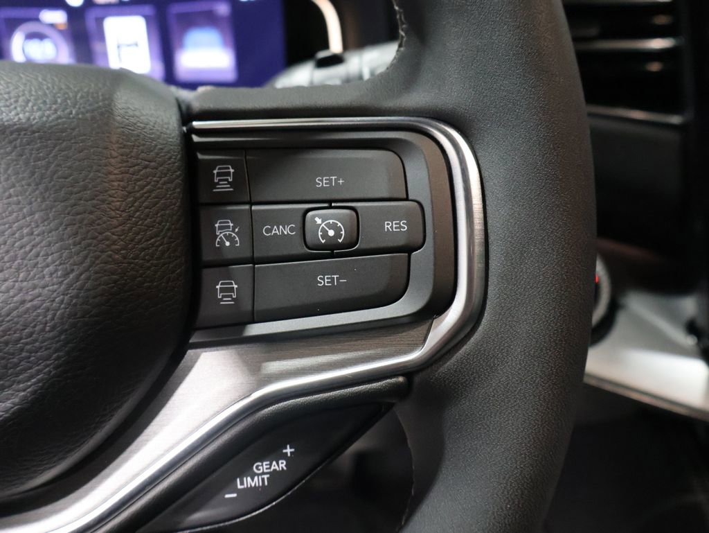 Used 2024 Jeep Wagoneer Series II w/ Convenience Group I image 40