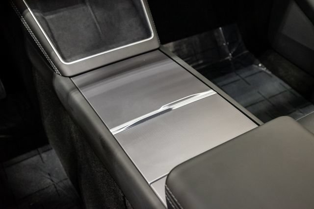 Used 2026 Tesla Model Y AWD image 18
